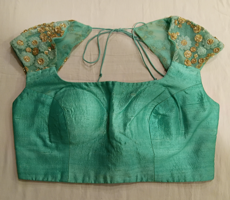 Pattern blouse