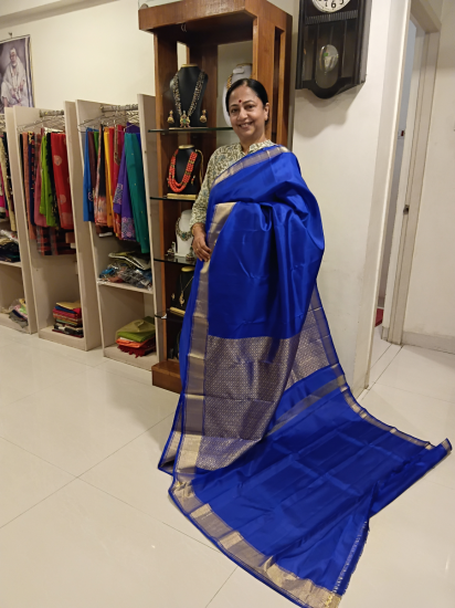 Shruti collections 200gms silk 