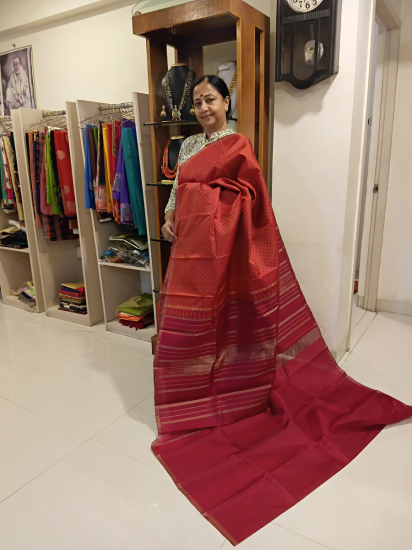 Thin borders pai madai classic rust saree with maroon pallu and blouse