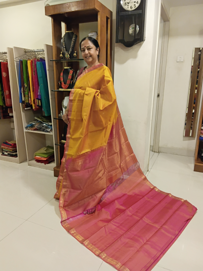 Rich Pallu Medium Border Butte All over (Shakthi Collections)