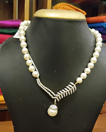 Pearl chain