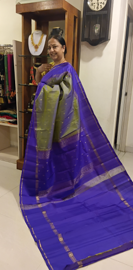 Ahimsa silk saree with double pettu butte all over