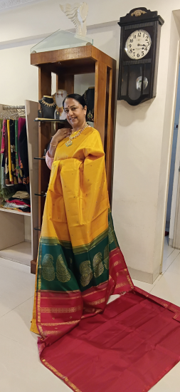 2GM GOLD Limited edition small sleek body saree with meenakari motives and a dual tone rich pallu 