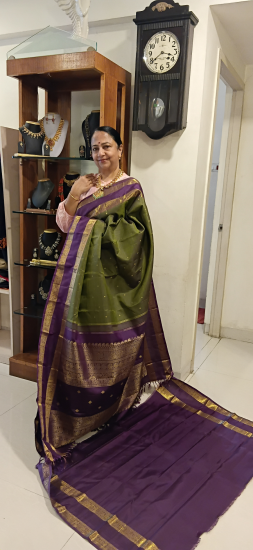 Double pettu saree with rich butte and rich pallu 