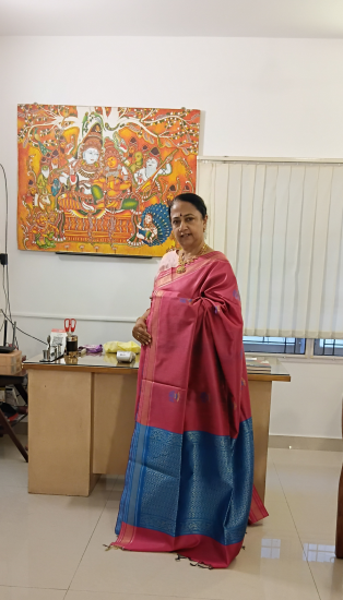 Mulberry woven saree with flower border